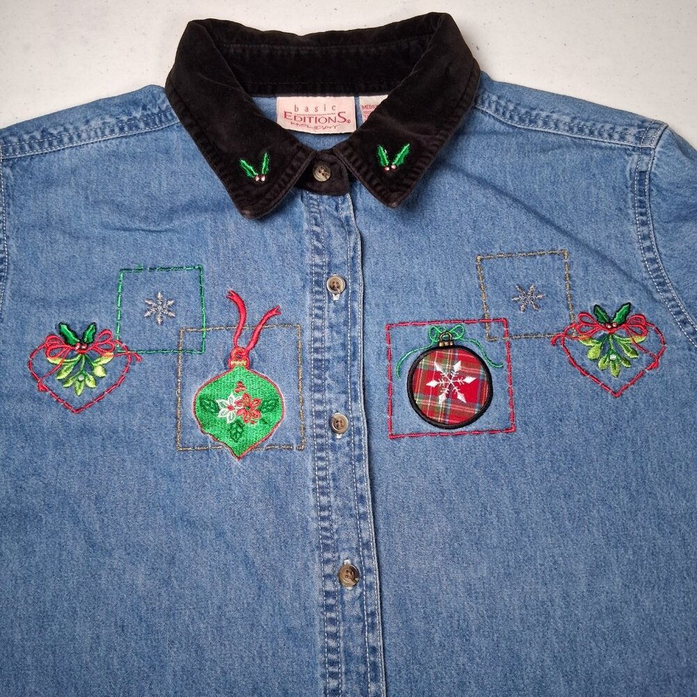 Vintage Basic Editions Holiday Christmas Shirt M Denim Chambray Jean Ornaments